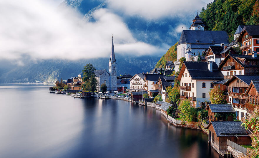 https://500px.com/photo/124417597/in-paradise-hallstatt-by-herison-black?ctx_page=1&from=search&ctx_q=Hallstatt&ctx_type=photos&ctx_sort=pulse
