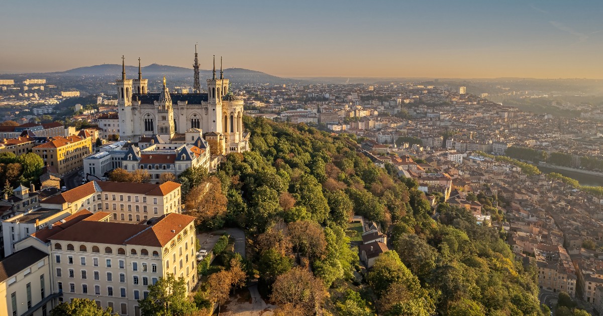 *France* Vols vers Lyon pour ~670$ (43% de rabais)