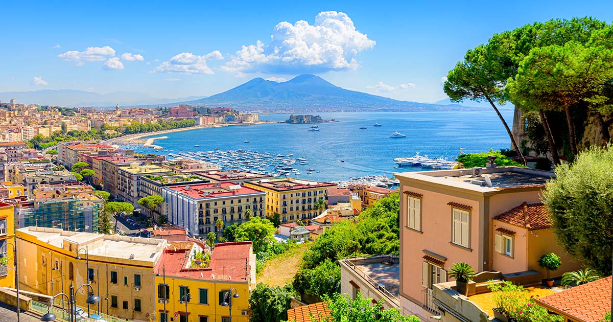 *Italie* Vols vers Naples pour ~730$ (41% de rabais)