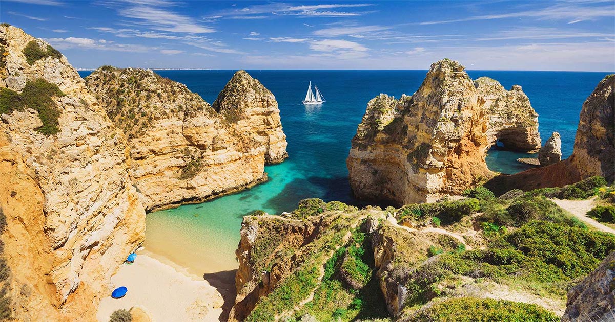 *Portugal* Vols vers Faro pour ~590$ (49% de rabais)