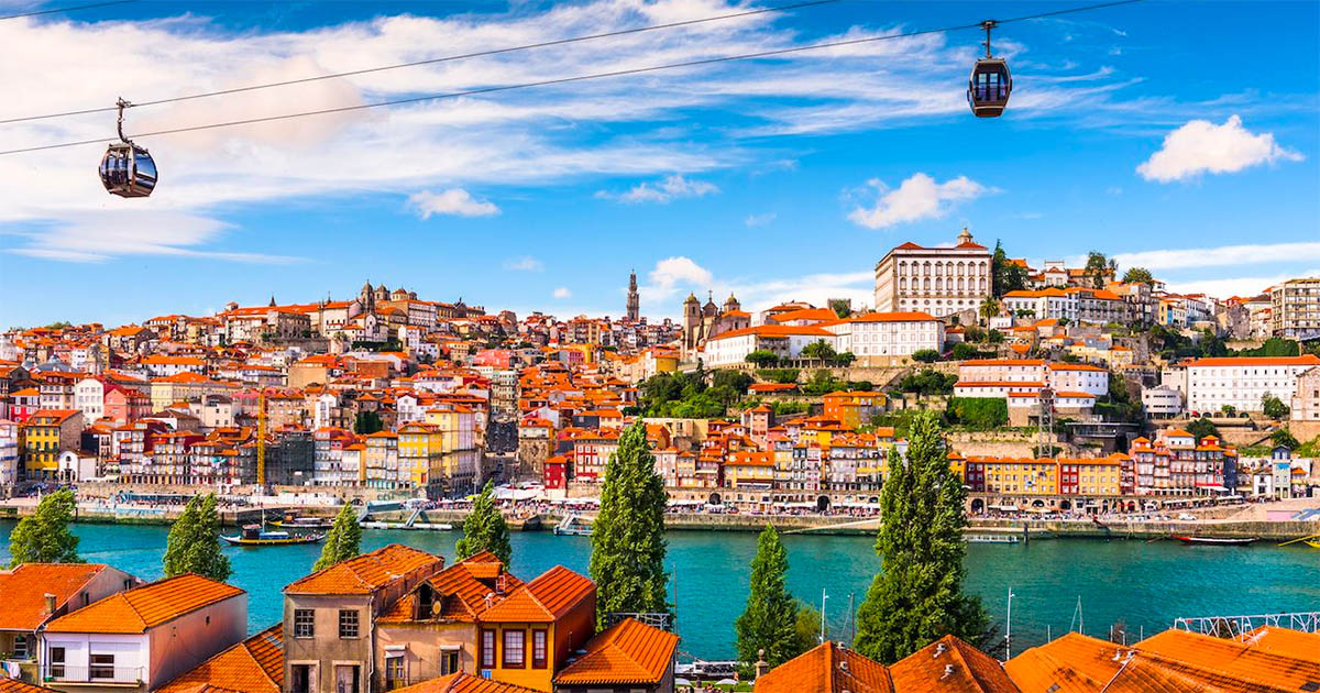 *Portugal* Vols vers Porto pour ~50€ (57% de réduction)